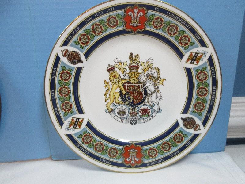 England Items Lot Collector's Diana Princess of Wales 5 Commemorative Royal Mall Portrait