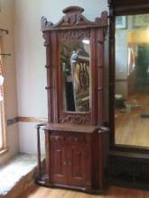 Rare Find! Antique Victorian Era Walnut Intricate Detail Carved Ornate Hall Tree Features