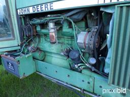 John Deere 2940 tractor