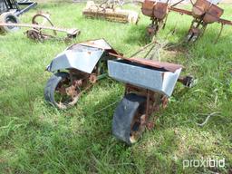 Cole 2 row planter
