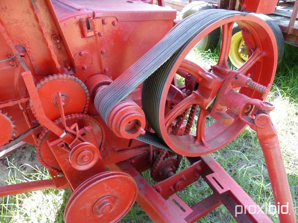 International 1050 feedmill