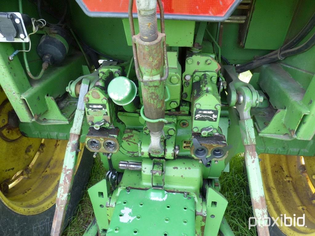John Deere 4230 tractor