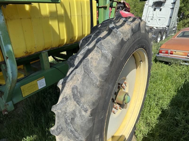 2006 Summers 1500 Sprayer 110', SN: G1094