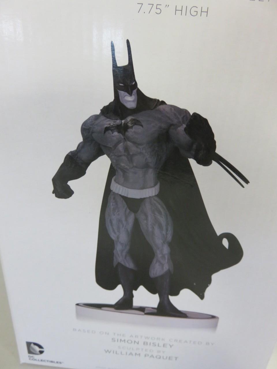 Batman Black & White Statue/Simon Bisley