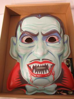 Blood of Dracula Ghoulsville Horror DÃ©cor NIB!