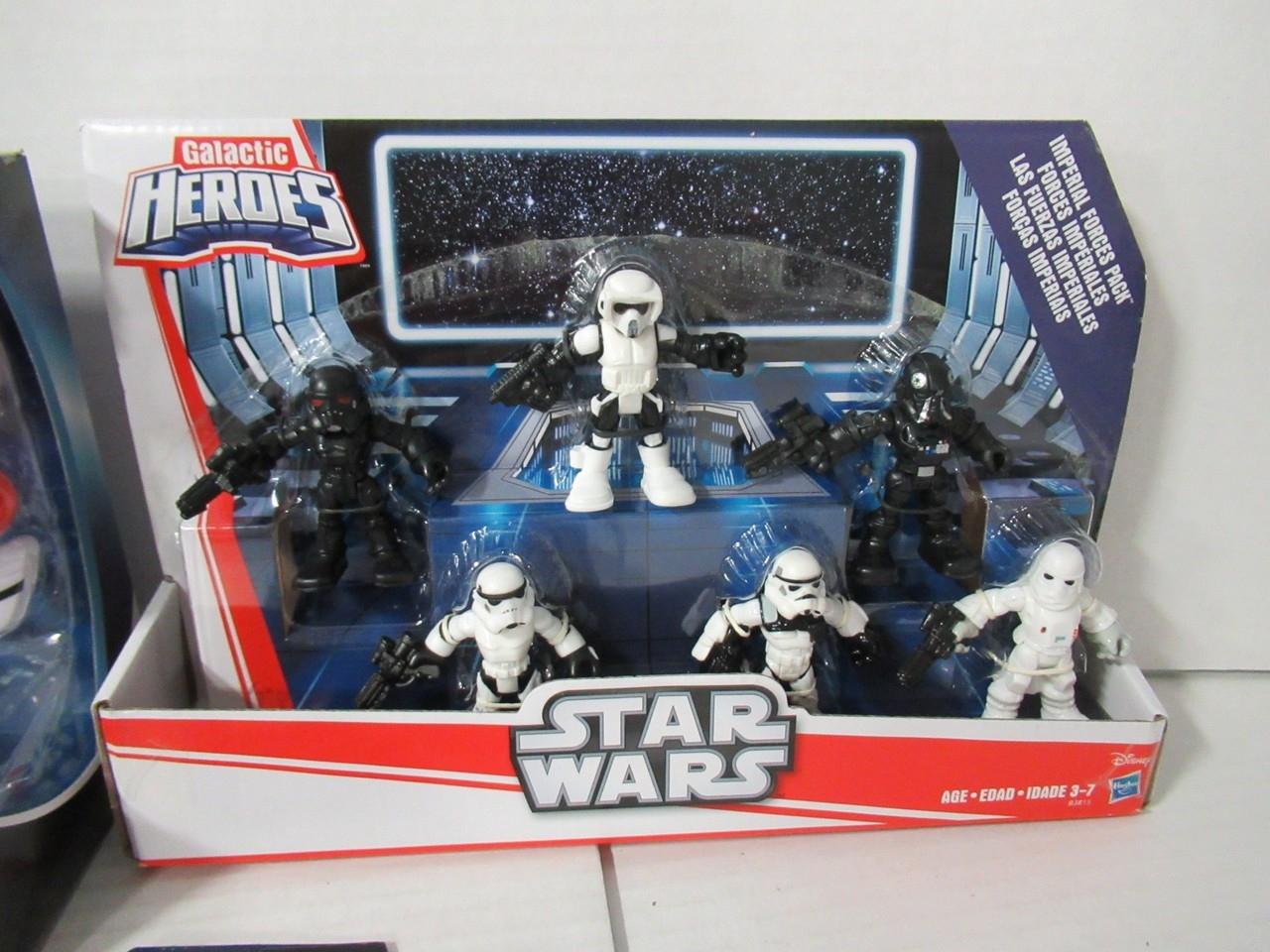 Star Wars Figure & Toy Lot of (7)