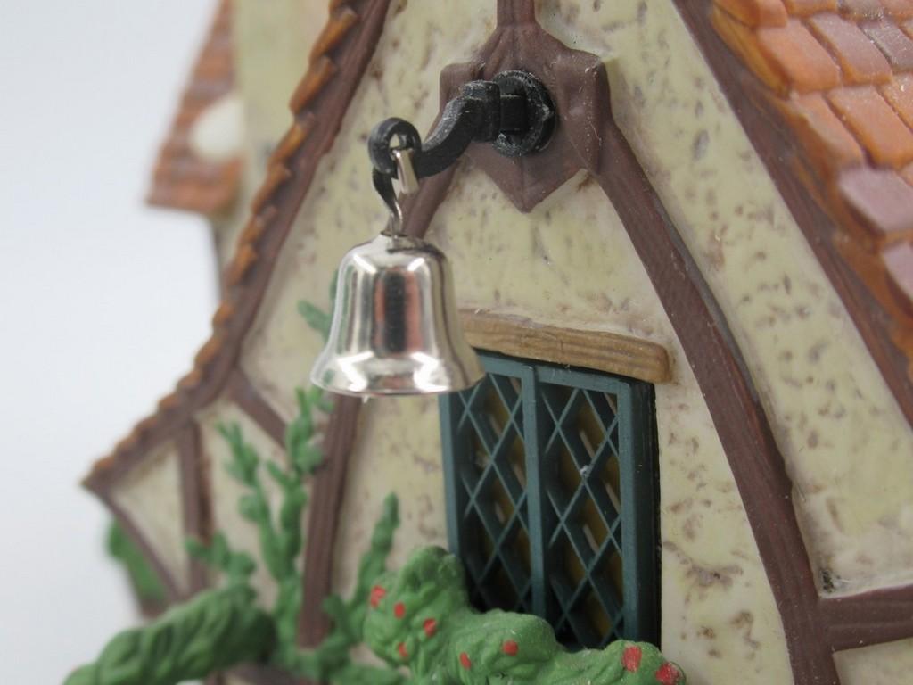 Department 56 Abington Lock Keeper's Residence