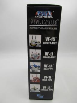 Robotech Macross Valkyrie Figure (Ltd. to 1000)