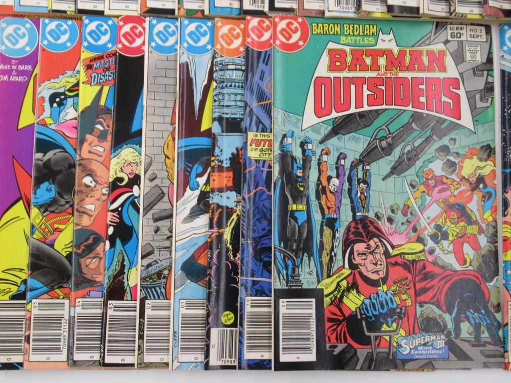 Batman and the Outsiders Group of (39) #1-46 + Annuals