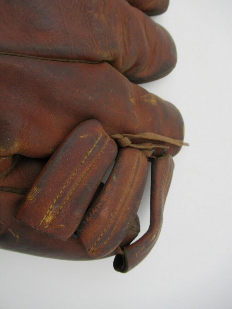 Vintage Hulch Cincinnati Left Hand Molded Leather Baseball Glove