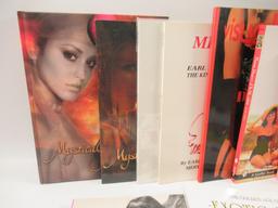 Vintage to Modern Pin-Up/Good Model Books