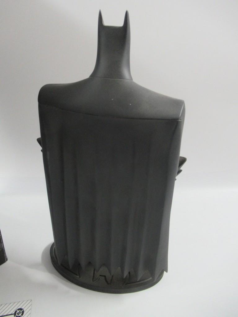 New Batman Adventures Batman Statue/Maquette