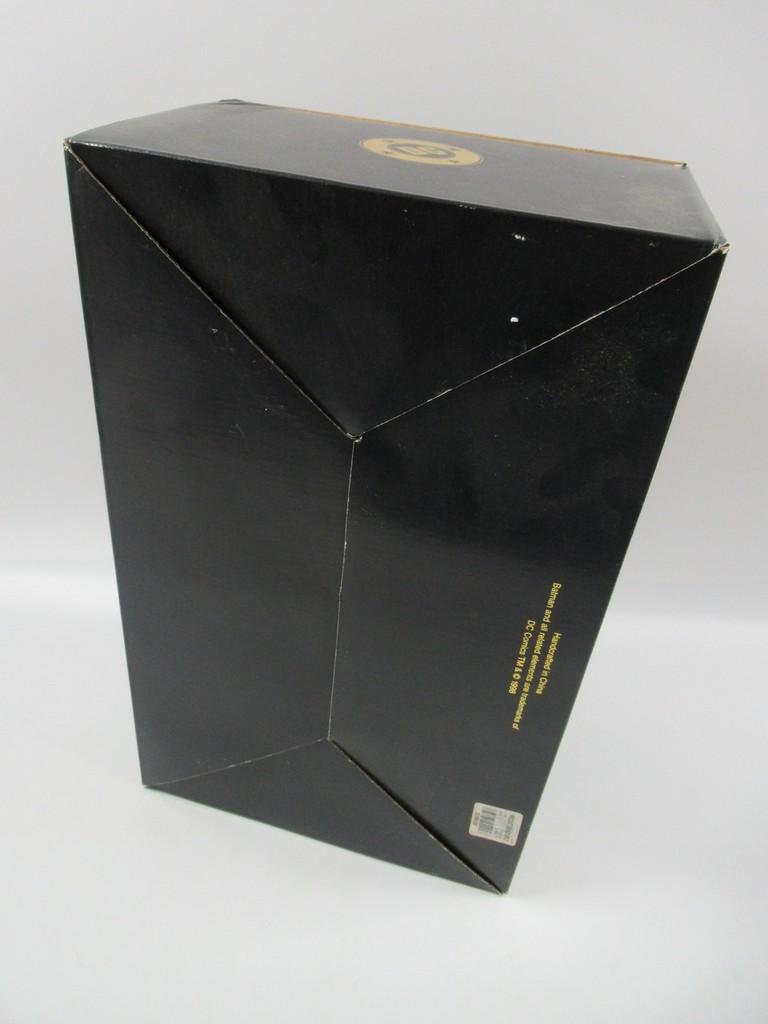 New Batman Adventures Batman Statue/Maquette