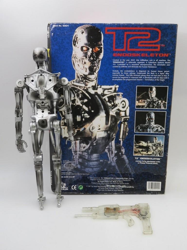 T2 Terminator Endoskeleton 15 inch Figure/Toy Island