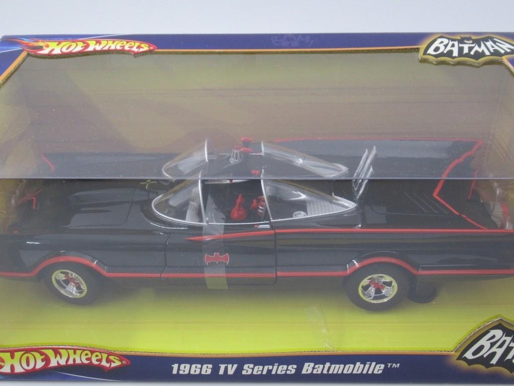 Batman 1966 TV Series 1:18 Scale Die-Cast/Hot Wheels