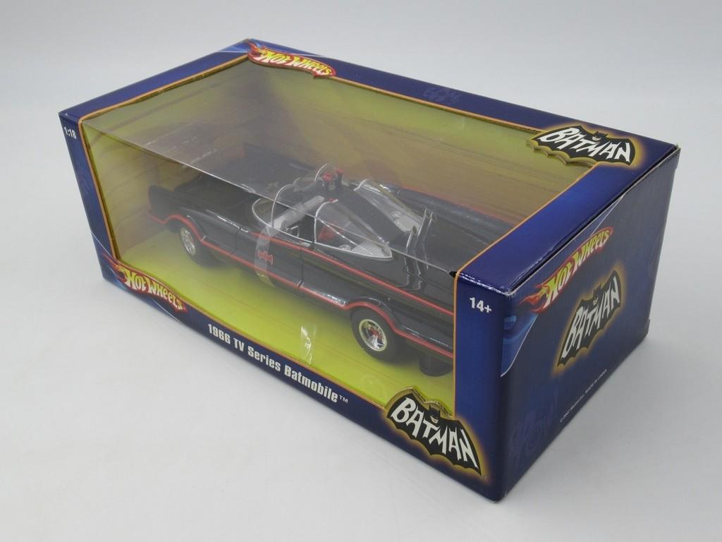 Batman 1966 TV Series 1:18 Scale Die-Cast/Hot Wheels