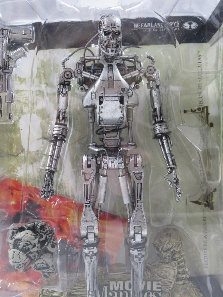 T2 Terminator T-800 Endoskeleton Figure Lot of (2)