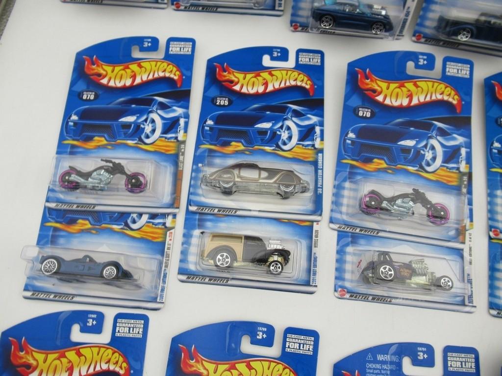 Hot Wheels 1:64 Scale Die-Cast Vehicle Lot