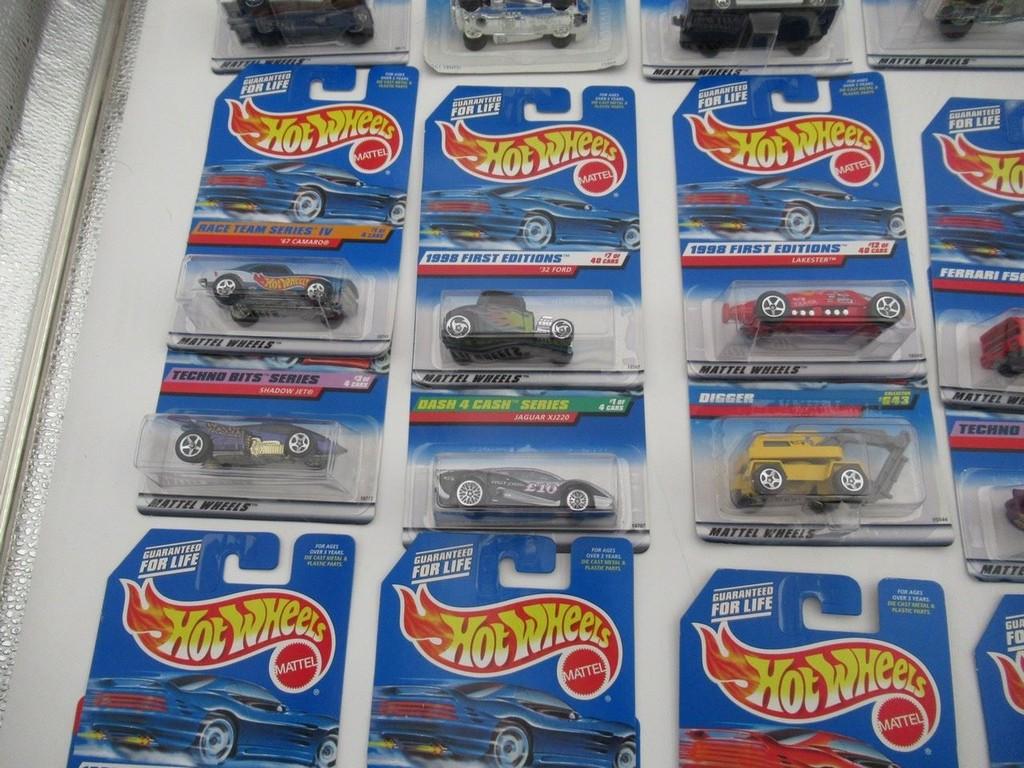 Hot Wheels 1:64 Scale Die-Cast Vehicle Lot