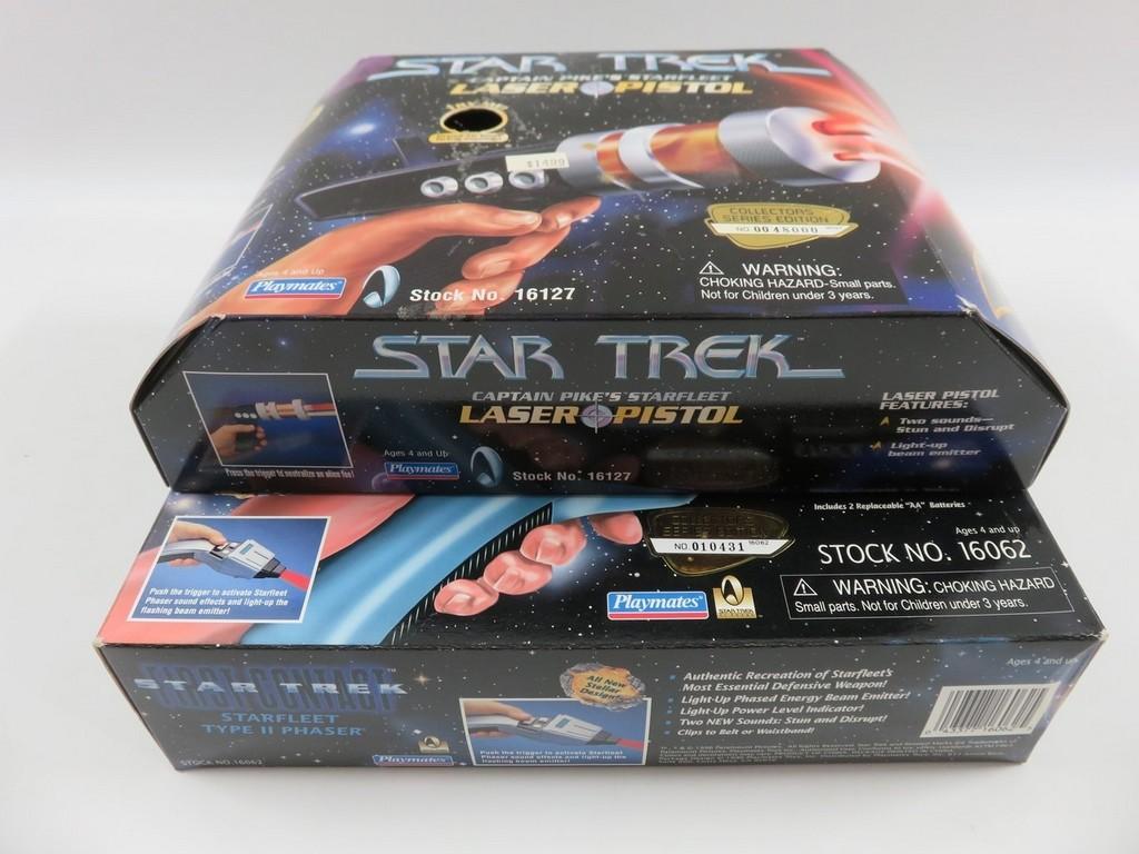 Star Trek Type II Phaser + Pike's Laser Pistol/Playmates