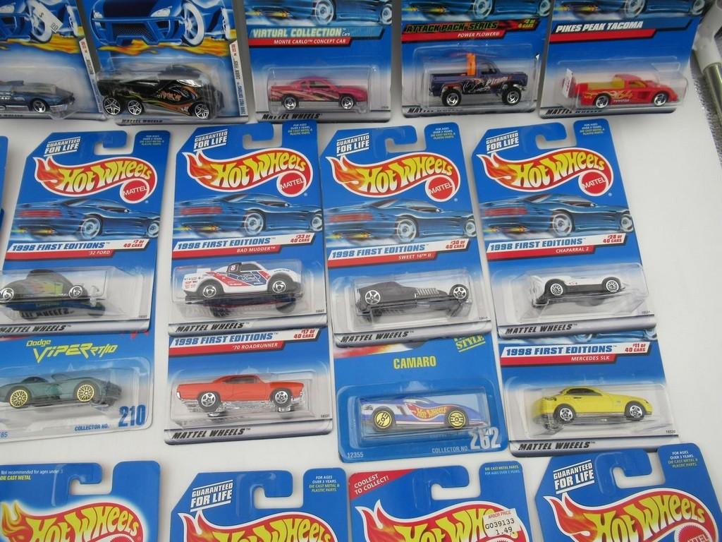 Hot Wheels 1:64 Scale Die-Cast Vehicle Lot