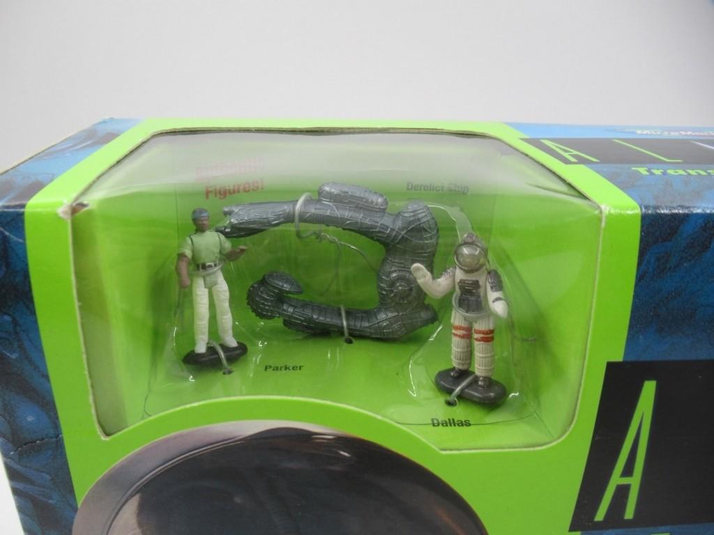 Aliens Micro Machines Action Set + Figure Collections