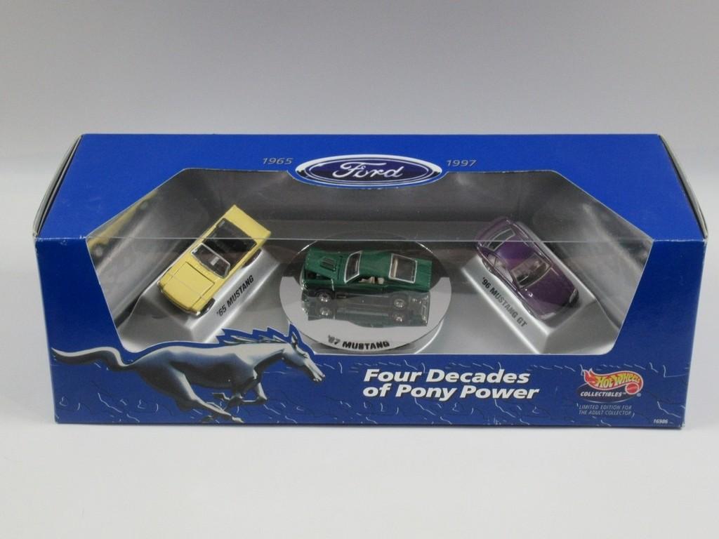 Hot Wheels Die-Cast Collector Sets Lot