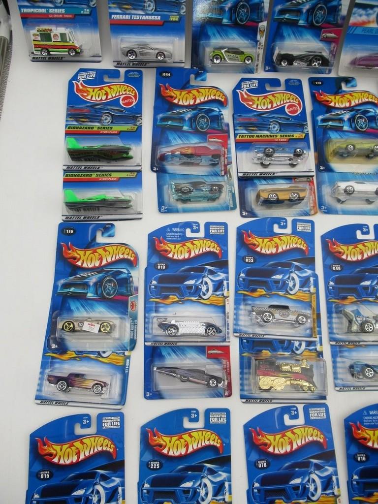 Hot Wheels 1:64 Scale Die-Cast Vehicle Lot