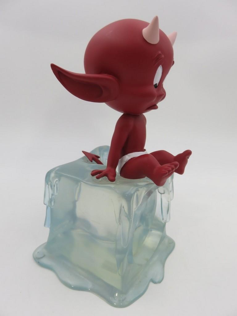 Hot Stuff the Little Devil on Ice Figurine 2002 Demons & Merveilles