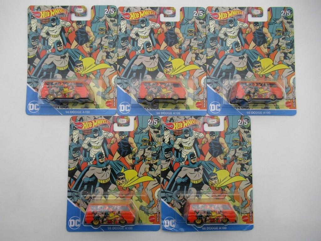 Batman Hot Wheels Premium 1/64 Scale Set of 5 (x5) - 25 Vehicles!
