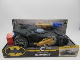 Batman Missions/Batman 80 Years Figures & Batmobile 2019 Mattel Lot of (2)