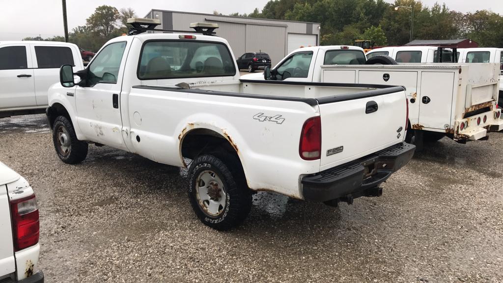 2006 Ford F-250 Super Duty, VIN 1FTNF21526EB35115, Gas/Propane Engine, Sing