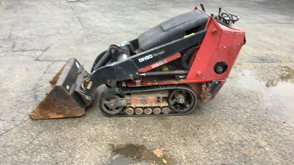 Toro Dingo TX420 Walk Behind Skid Loader,