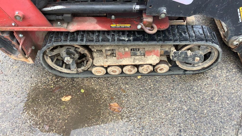 Toro Dingo TX420 Walk Behind Skid Loader,