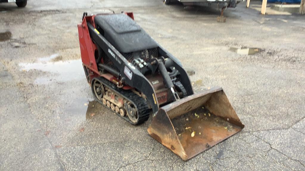 Toro Dingo TX420 Walk Behind Skid Loader,