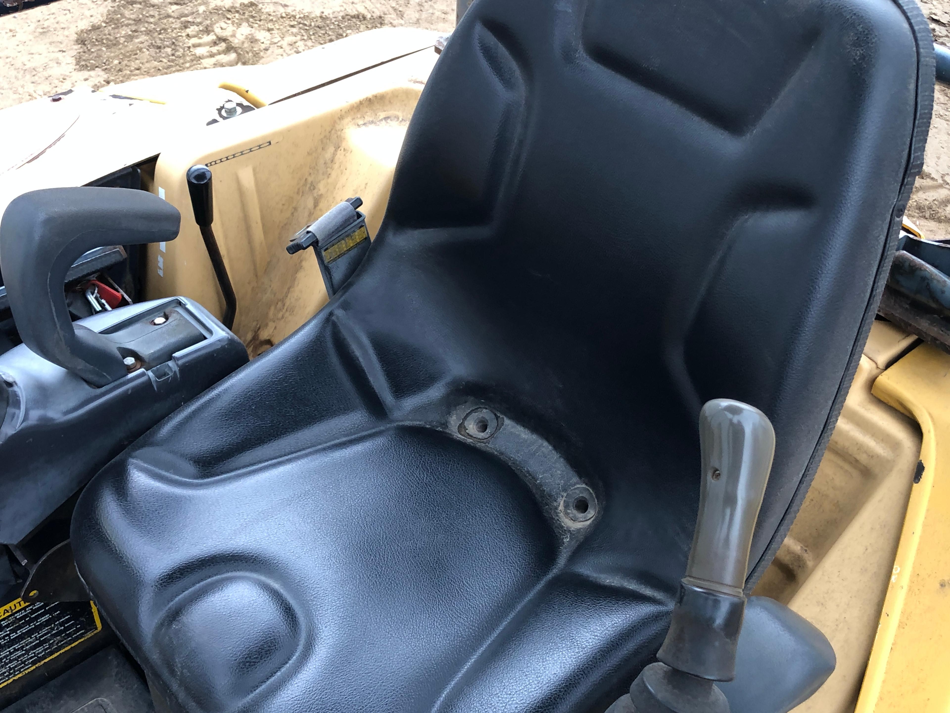 2000 John Deere 27 ZTS Mini Excavator,