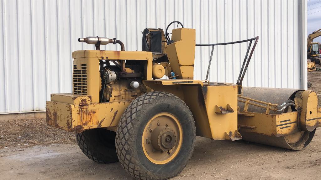 Ingersoll Rand SPA42 Smooth Drum Roller,
