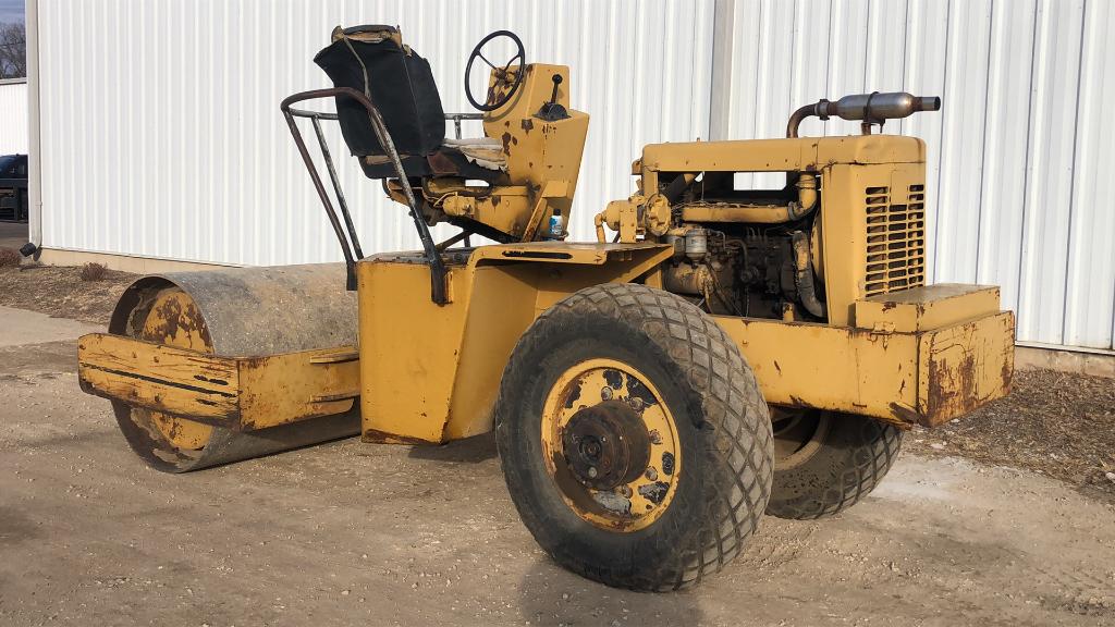 Ingersoll Rand SPA42 Smooth Drum Roller,