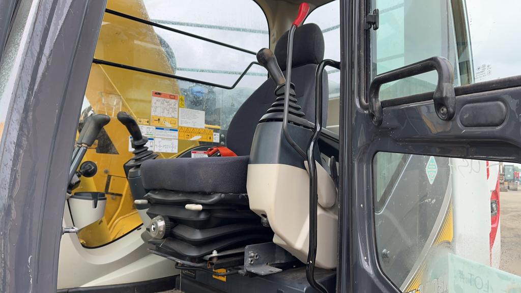 2019 Kobelco SK140SR LC-5 Excavator,