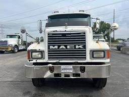 1998 Mack CH613 Day Cab Truck Tractor,
