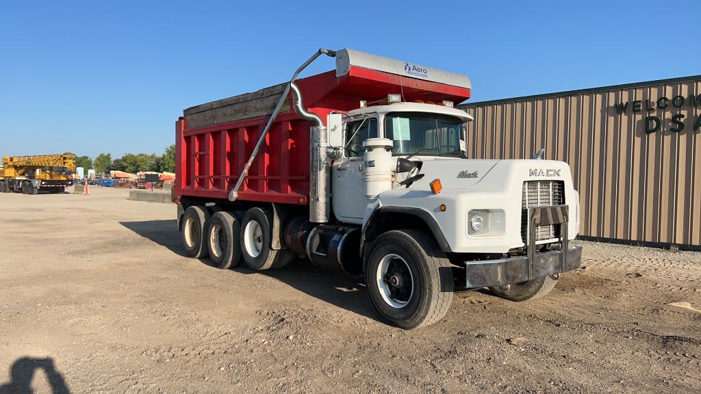 1996 Mack RB690S Dump Truck,
