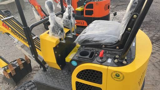 2023 AGT QH12 Mini Excavator,