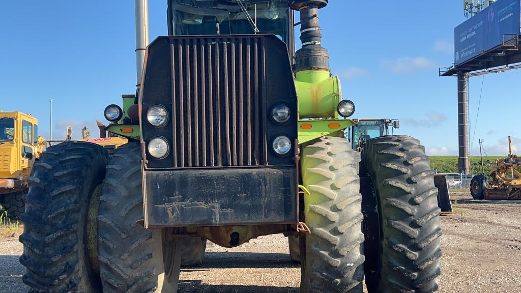 Steiger Cougar ST 280 Articulating Tractor,