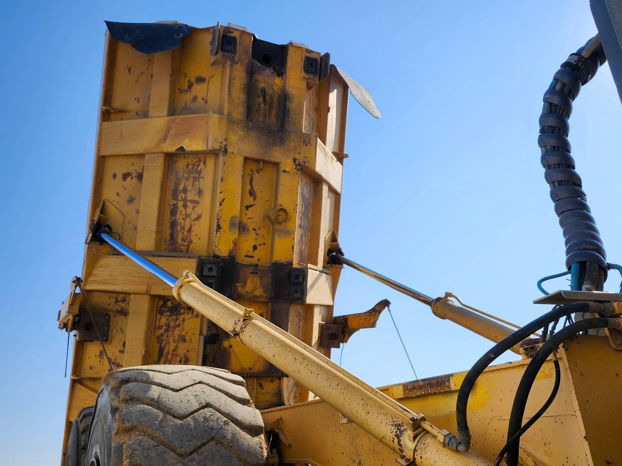 John Deere 400D  Haul Truck