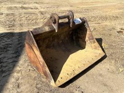 58" LOLC Hyundai Smooth Cutting Edge Ditch Excavator Bucket