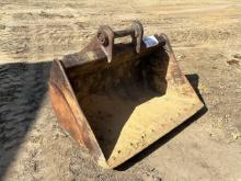 58" LOLC Hyundai Smooth Cutting Edge Ditch Excavator Bucket