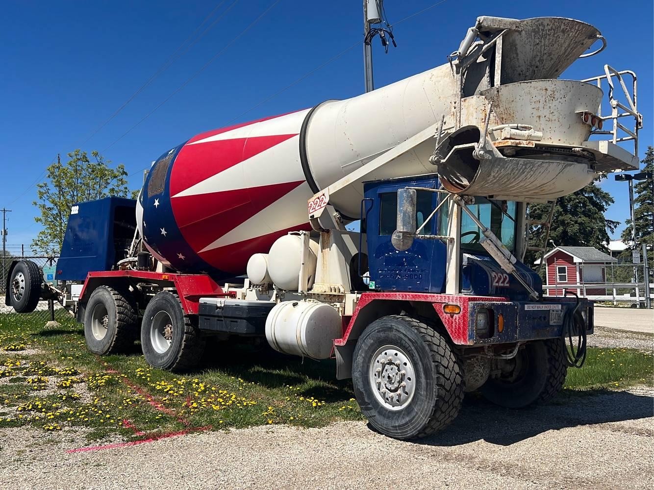 2000 Advance Mixer Truck C10350AT6811, Front Discharge