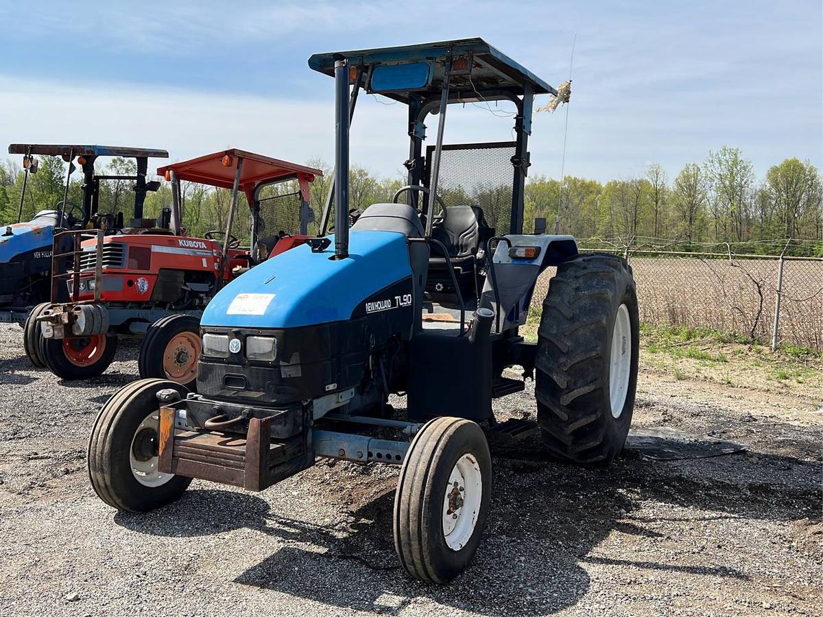 2001 New Holland New Holland TL90 Ag Tractor