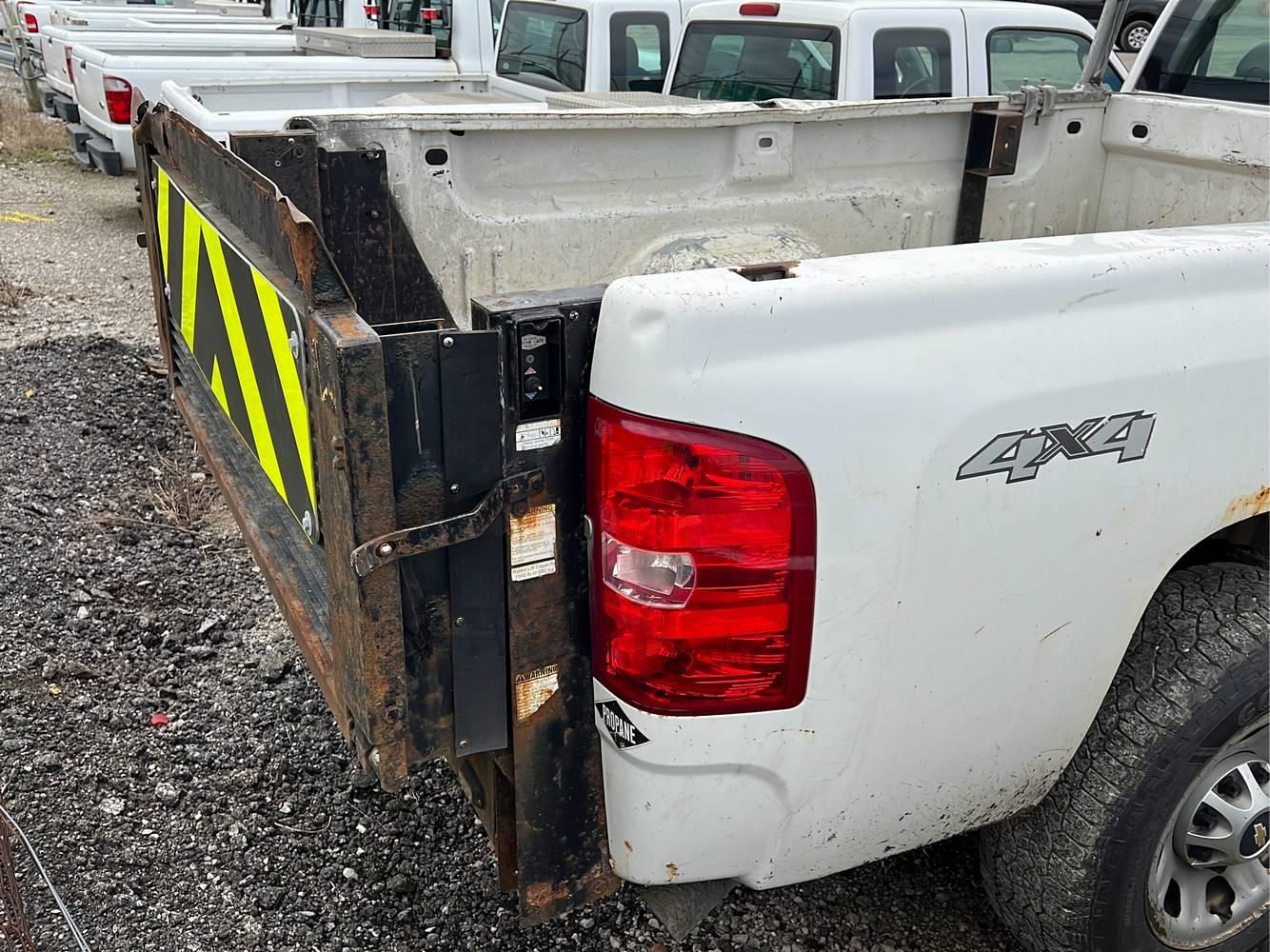 2011 Chevrolet Silverado 3500 HD Pickup Truck