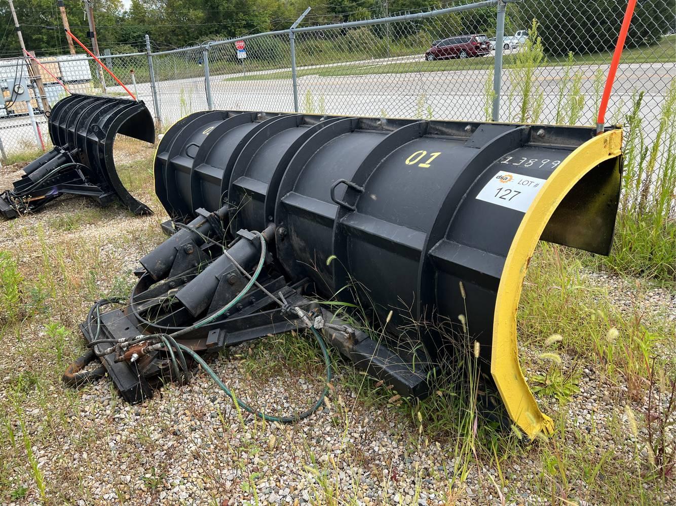 2005 GoodRoads 120M 12' Snow Plow